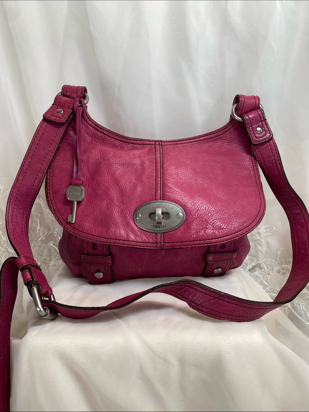 Fossil Berry Magenta Leather Shoulder Bag Purse